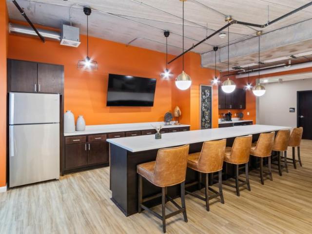 2 bedroom, Milwaukee WI 53213 LS97266562