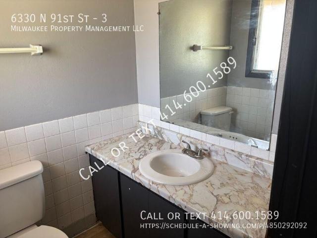 2 bedroom, Milwaukee WI 53225 105966043