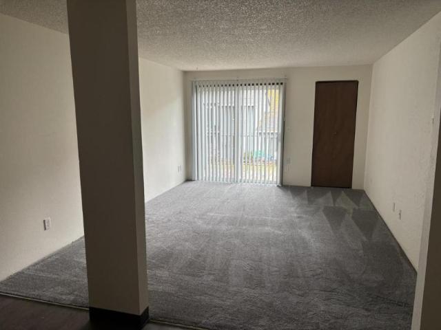 2 bedroom, Milwaukie OR 97222 105775002