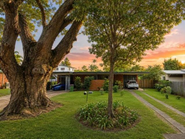 2 Bedroom House Mundingburra, QLD 102773027