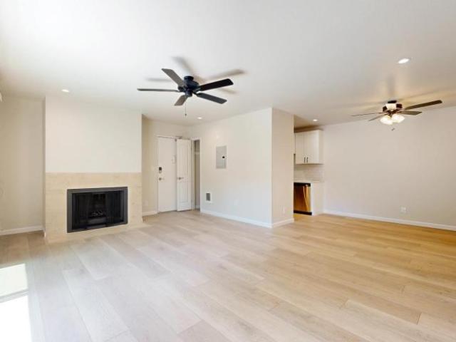 2 bedroom, Novato CA 94949 LS105671158