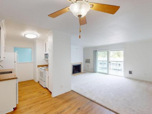 2 bedroom, Novato CA 94949 101039235