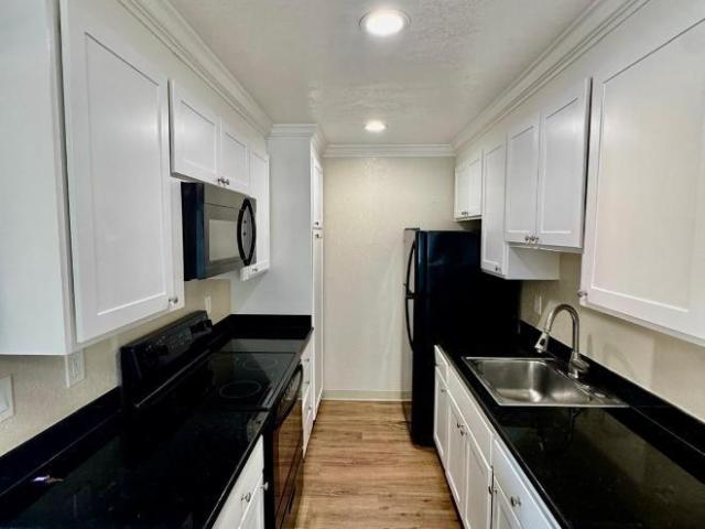 2 bedroom, Novato CA 94949 103673552
