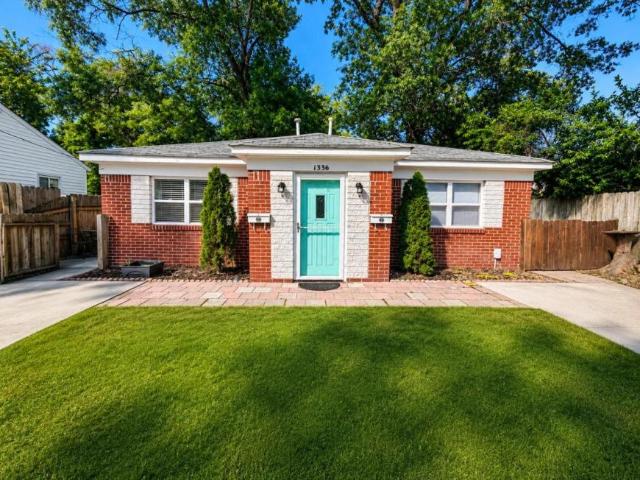 2 bedroom, Norfolk VA 23503 106243776