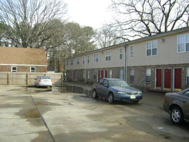 2 bedroom, Norfolk VA 23513 106242199