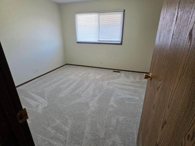 2 bedroom, Norfolk NE 68701 105433981