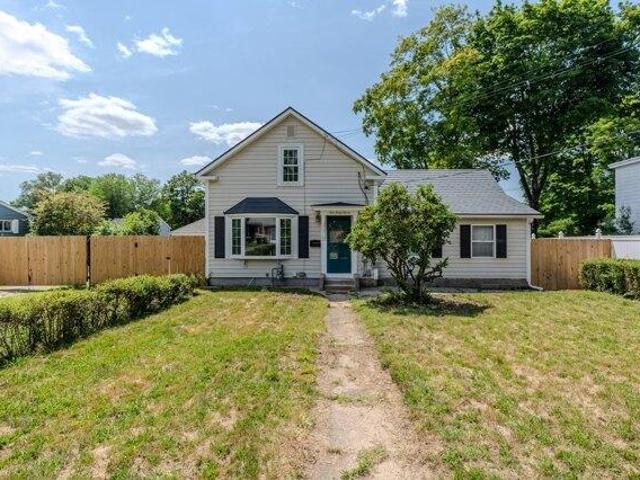 2 bedroom, North Attleboro MA 02760 105368828