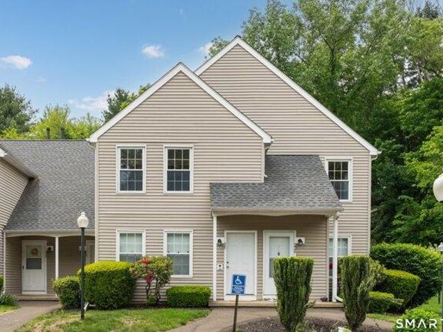 2 bedroom, North Branford CT 06471 104650441