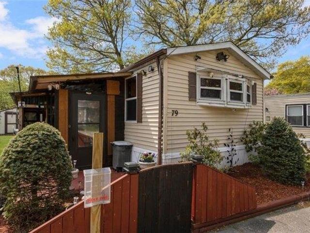 2 bedroom, North Kingstown RI 02852 104905105