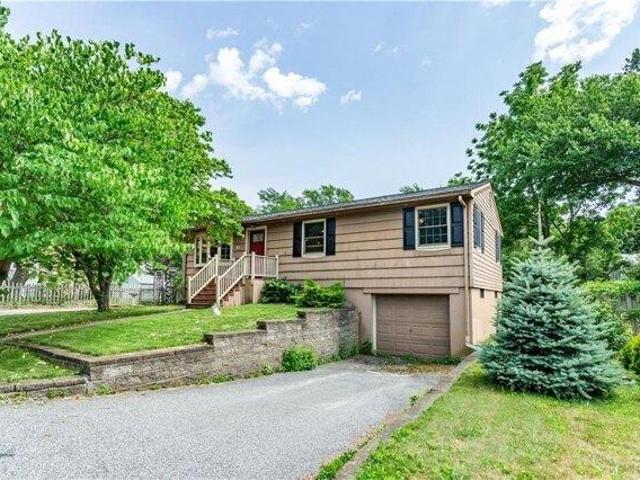 2 bedroom, North Kingstown RI 02852 105293088