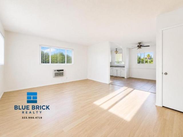 2 bedroom, North Hollywood CA 91605 104386242