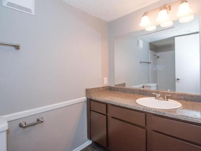 2 bedroom, North Richland Hills TX 76180 106019853
