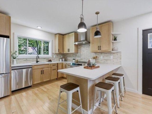 2 bedroom, Northampton MA 01060 105365006