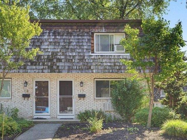 2 bedroom, Northampton MA 01060 105474869