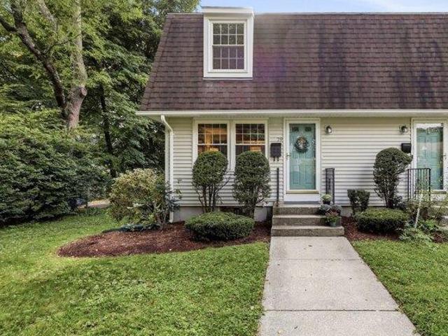2 bedroom, Northampton MA 01060 105579361
