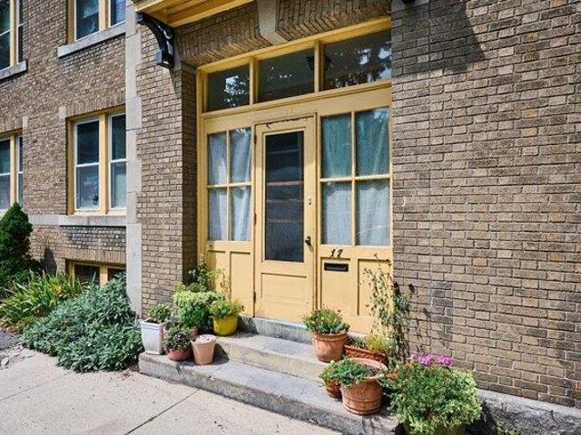 2 bedroom, Northampton MA 01060 105630131