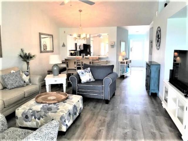 2 bedroom, Naples FL 34104 104663514