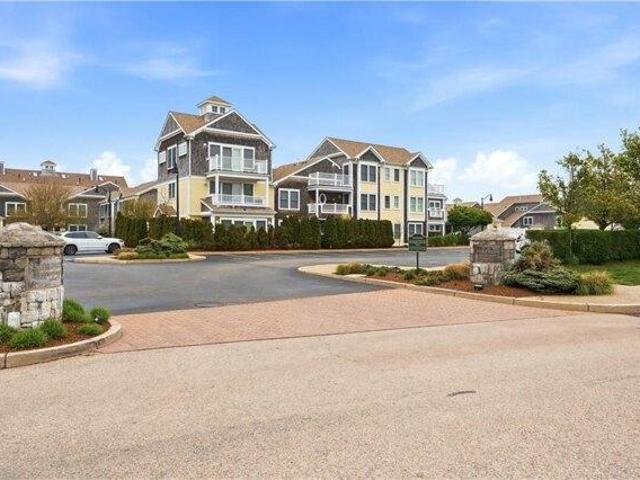 2 bedroom, Narragansett RI 02882 105549789