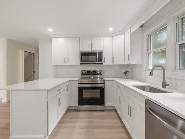 2 bedroom, Nashua NH 03064 105983179