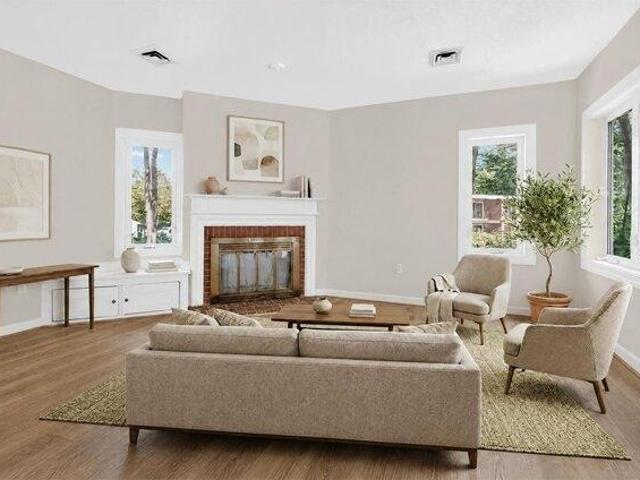 2 bedroom, Nashua NH 03063 105478781