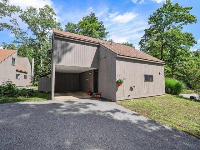 2 bedroom, Nashua NH 03063 105536013