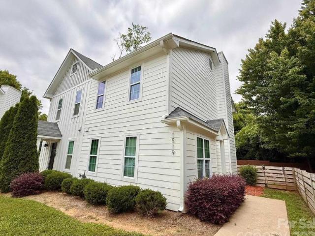 2 bedroom, NC NC 28205 102520717
