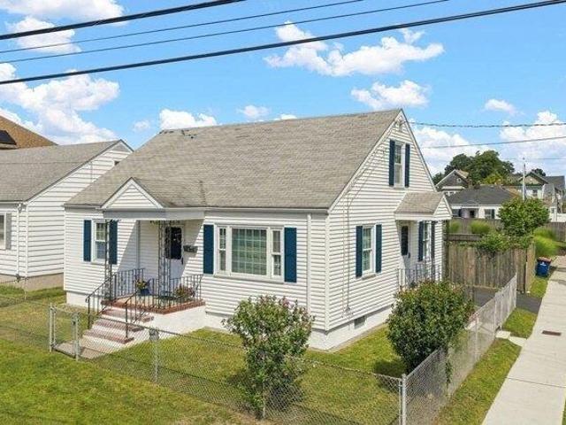 2 bedroom, New Bedford MA 02745 105647912