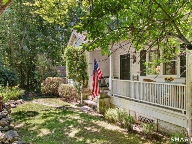 2 bedroom, New Canaan CT 06840 105536992