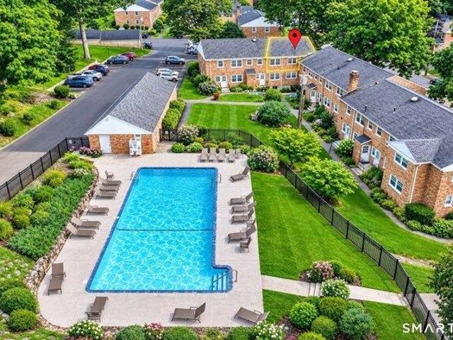 2 bedroom, New Canaan CT 06840 105536148