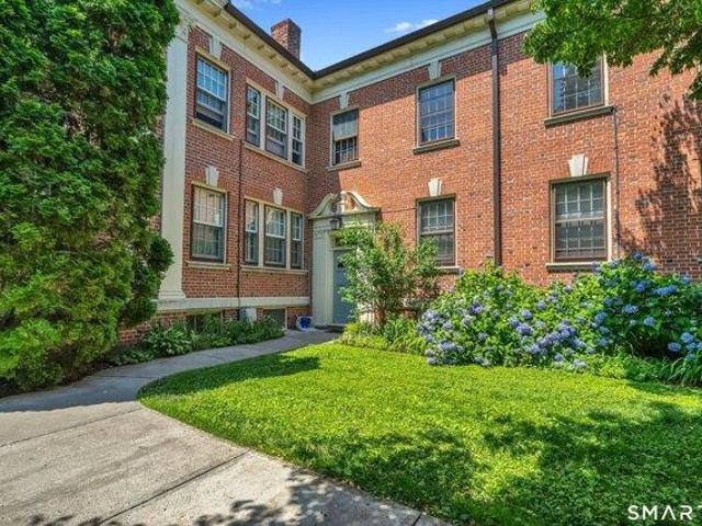 2 bedroom, New Haven CT 06511 104605831