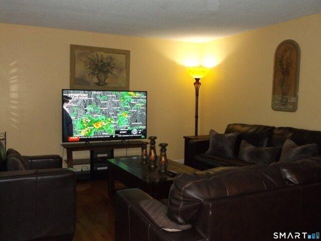 2 bedroom, New London CT 06320 105577446