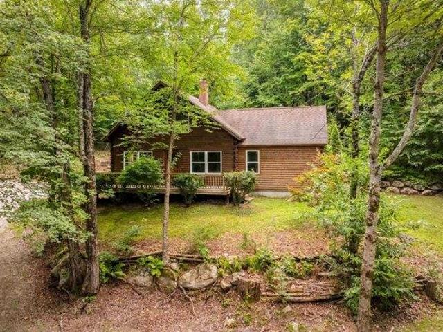 2 bedroom, New London NH 03257 105576150