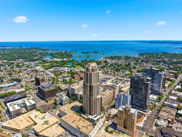 2 bedroom, New Rochelle NY 10801 105318087