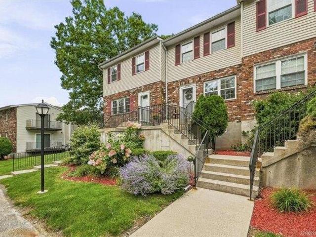 2 bedroom, New Windsor NY 12553 105292167