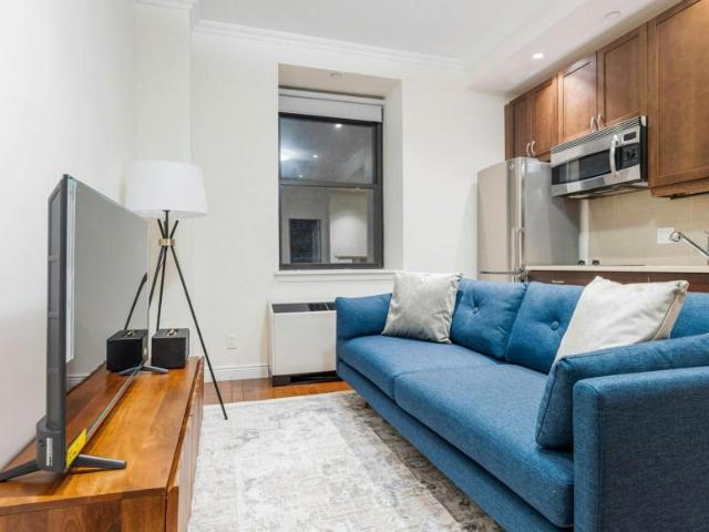 2 bedroom, New York City New York City 10018 LS102884906