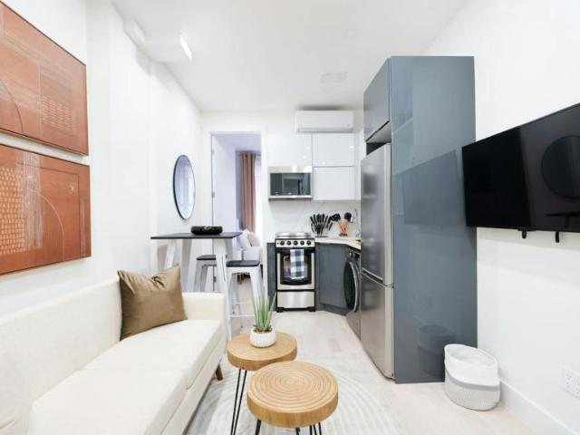 2 bedroom, New York City New York City 10036 1107 102086520