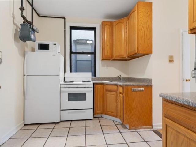 2 bedroom, NEW YORK NY 10003 103378511