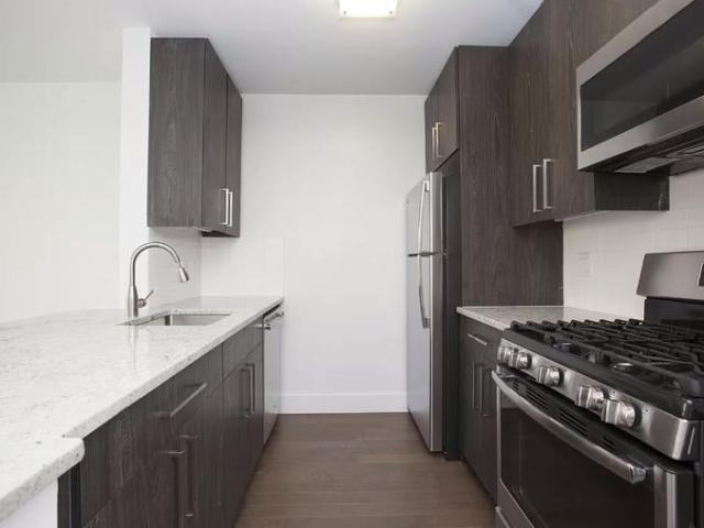 2 bedroom, New York NY 10004 LS92192717