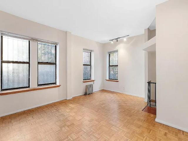 2 bedroom, NEW YORK NY 10009 105547823