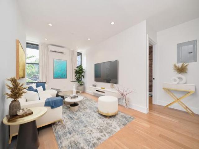 2 bedroom, New York NY 10009 65360052