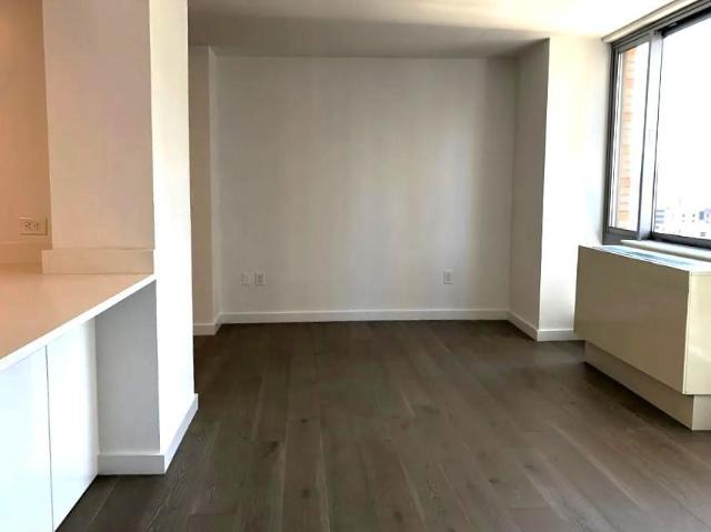 2 bedroom, NEW YORK NY 10013 92192715