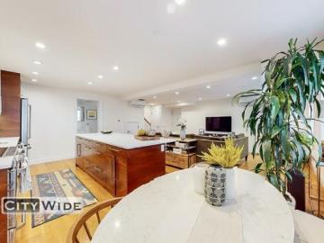 2 bedroom, New York NY 10014 57459219