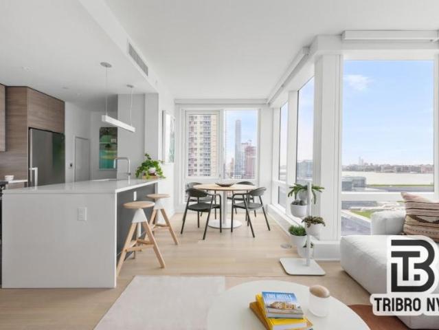 2 bedroom, New York NY 10018 102582989