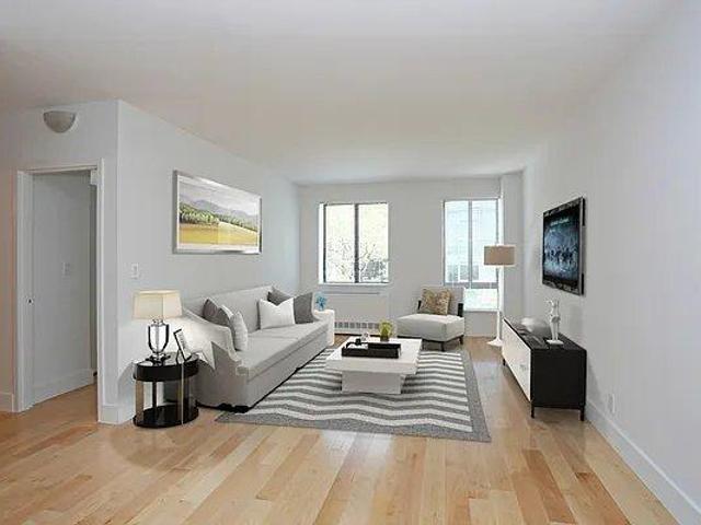 2 bedroom, New York NY 10019 92192650