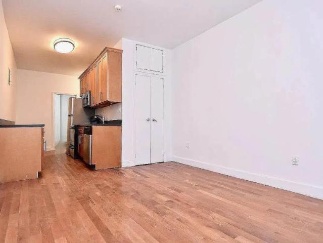 2 bedroom, New York NY 10032 102312690