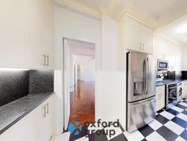 2 bedroom, New York NY 10075 105828209