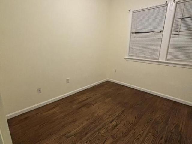 2 bedroom, Newark NJ 07105 105989271