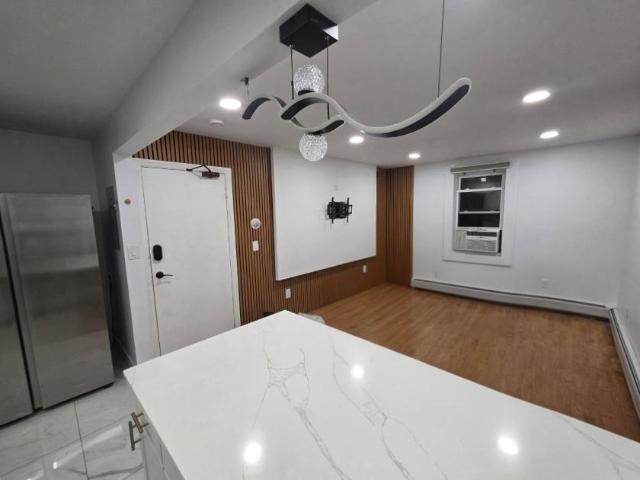2 bedroom, Newark NJ 07112 LS105847236