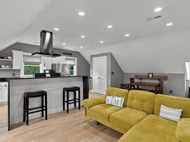 2 bedroom, Newburyport MA 01950 105419338