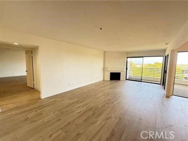 2 bedroom, Newport Beach CA 92663 106222721
